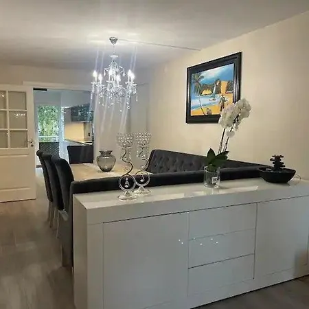 Privat Rom Med Dobbeltseng Sentralt Pa Grunerlokka 民宿 *